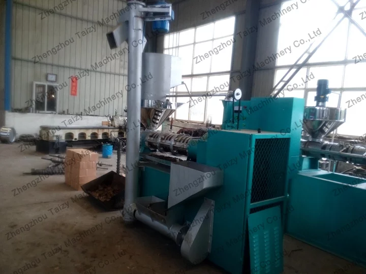 groundnut oil pressing machine