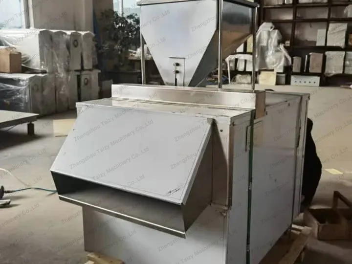 peanut slicing machine