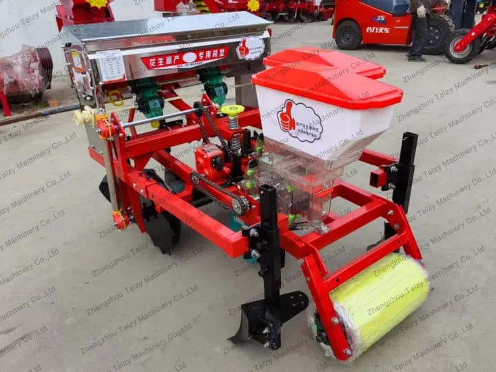 Machine à semer des arachides à 2 rangées