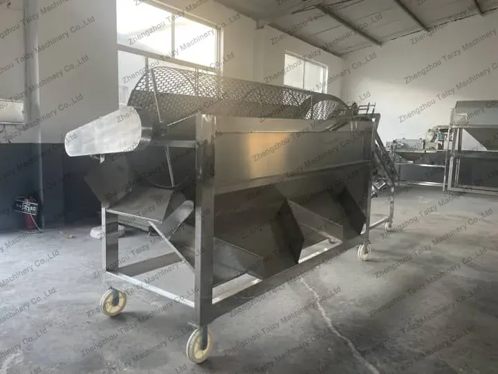 cocoa pod opening machine