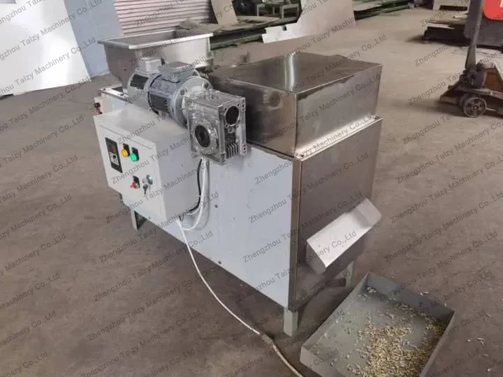 almond strip cutting machine