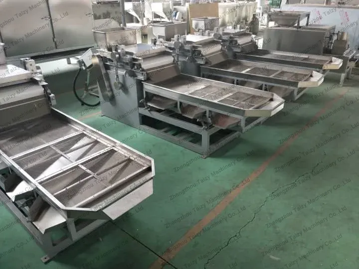 nut cutting machine in Taizy factory
