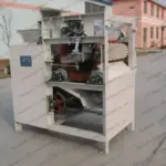 wet-type peanut skin peeling machine