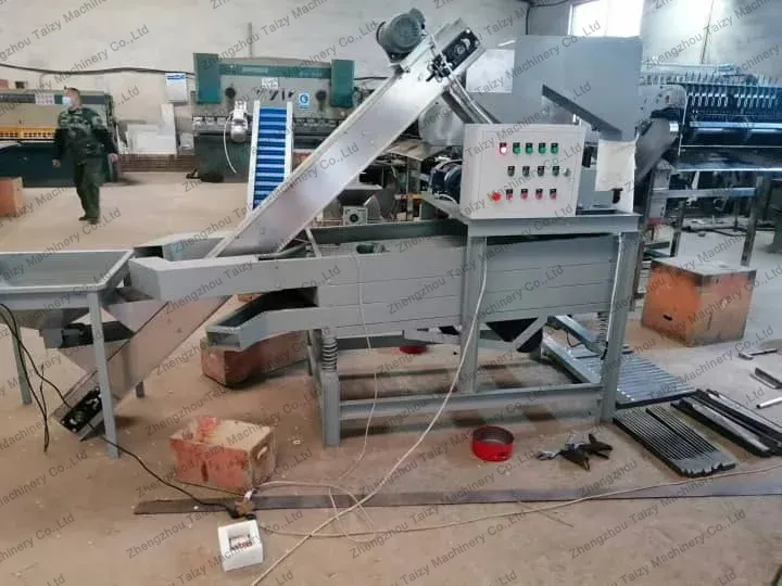 pistachio huller machine