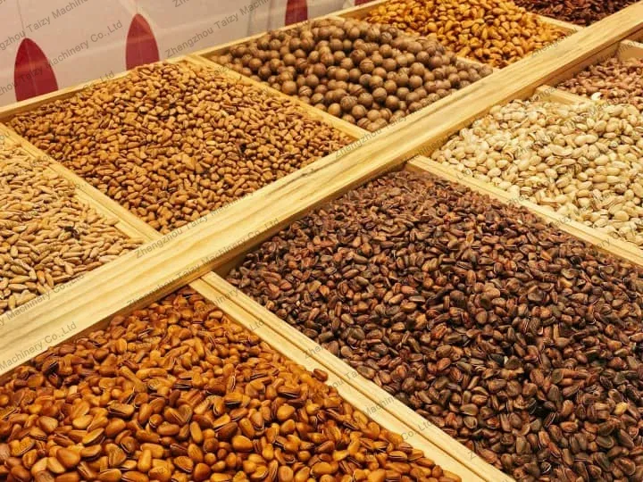 アップグレードされたローストナッツスナックショップ